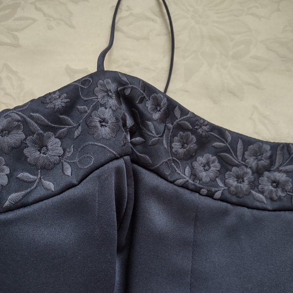 New🎀Mori Lee Madeline Gardner embroidered corset lace up maxi gown - Picture 4 of 13